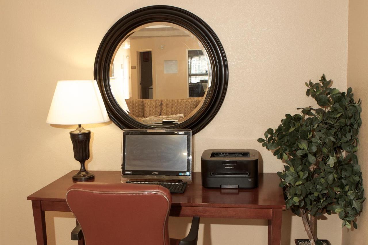 Candlewood Suites Champaign-Urbana University Area By Ihg Eksteriør billede