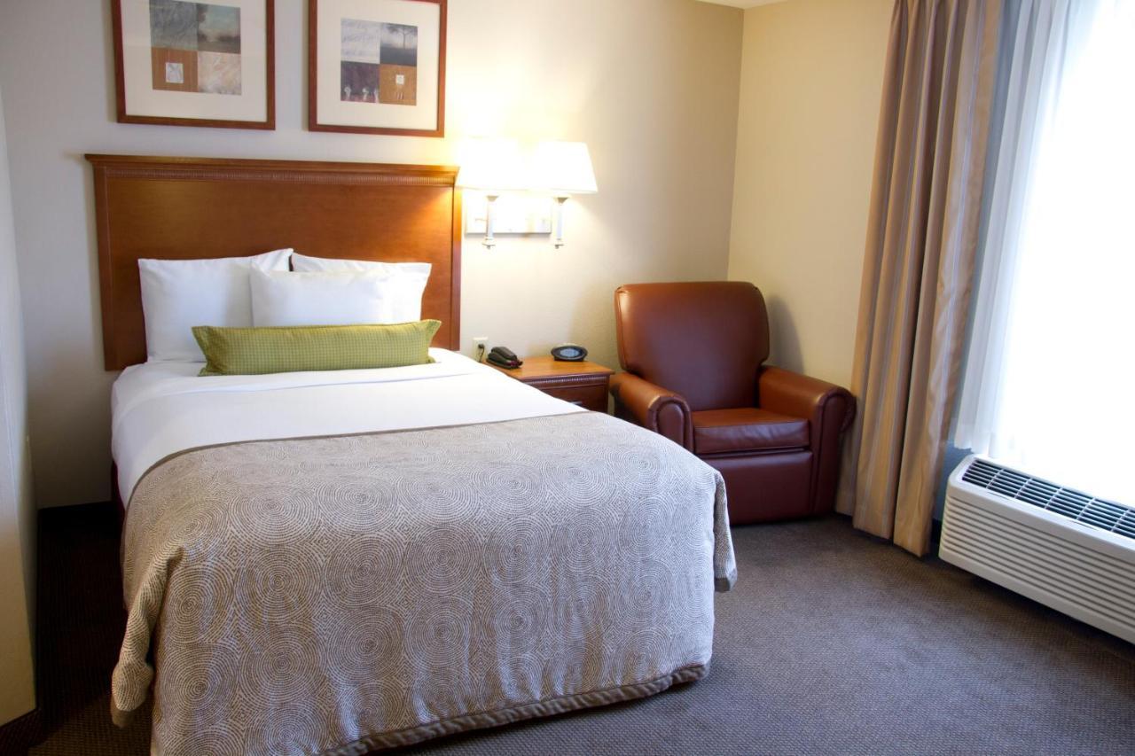 Candlewood Suites Champaign-Urbana University Area By Ihg Eksteriør billede