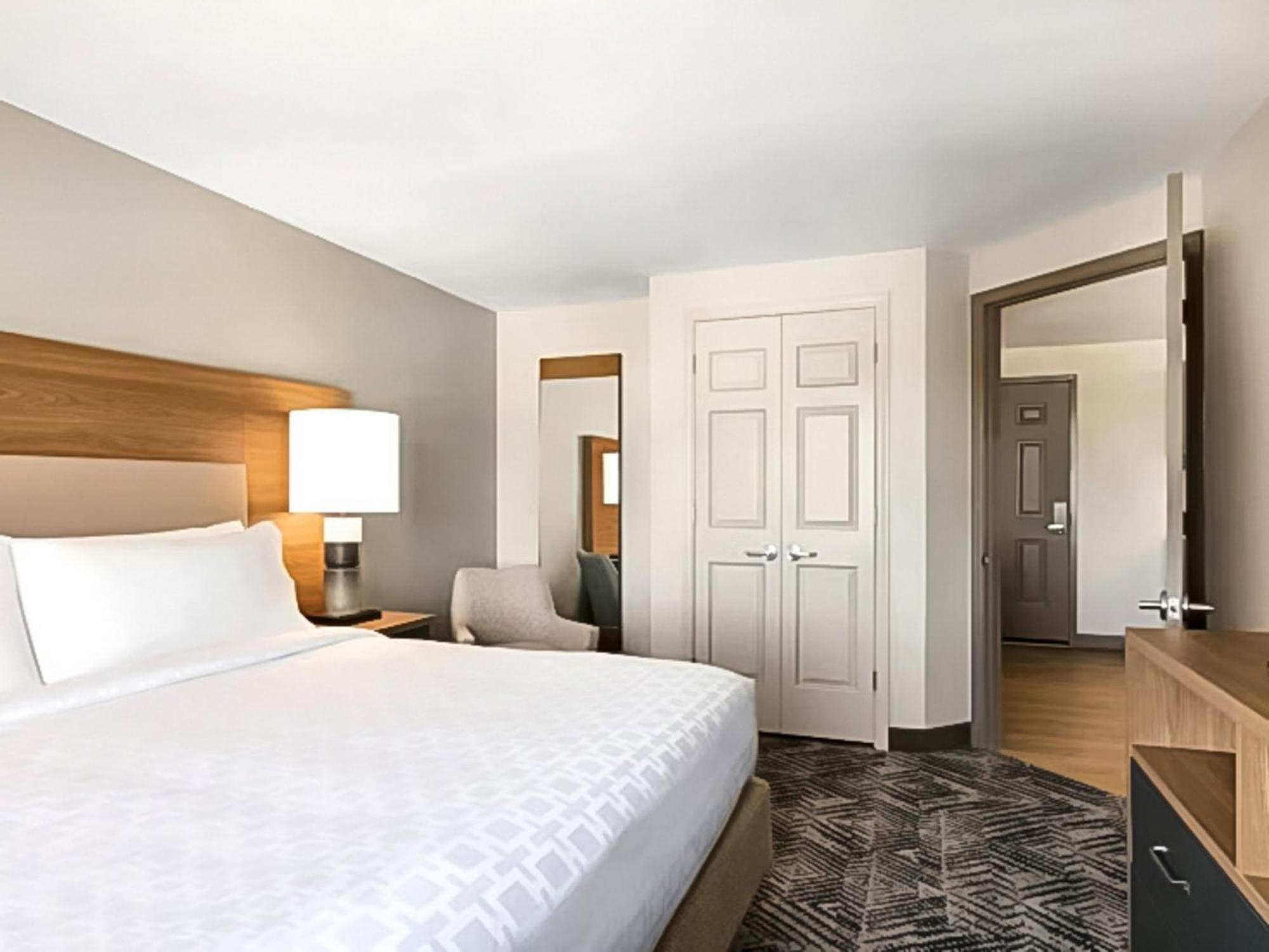 Candlewood Suites Champaign-Urbana University Area By Ihg Eksteriør billede
